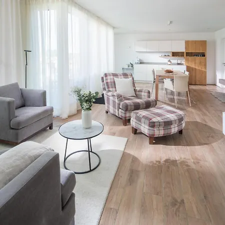 Lägenhet Penthouse Nordernice
